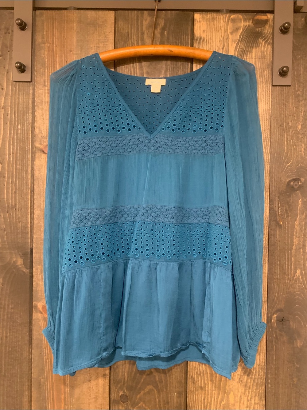 Sundance Teal Tiered Eyelet V-Neck Long Sleeve Layered Tunic Small